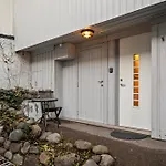 Premium House Ovre Langgate 27 アパート